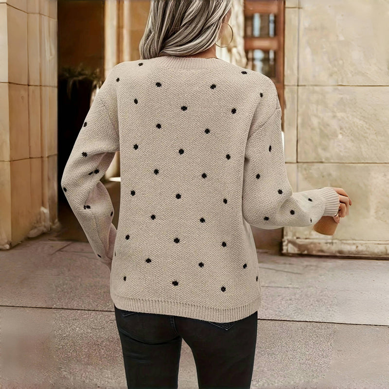 Kamila – Sweter w kropki o kobiecym stylu