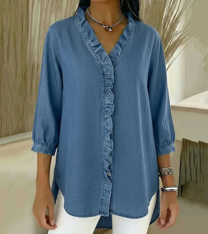 Sylwia – Blouse met V-hals en subtiele volants