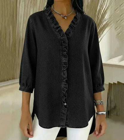 Sylwia – Blouse met V-hals en subtiele volants