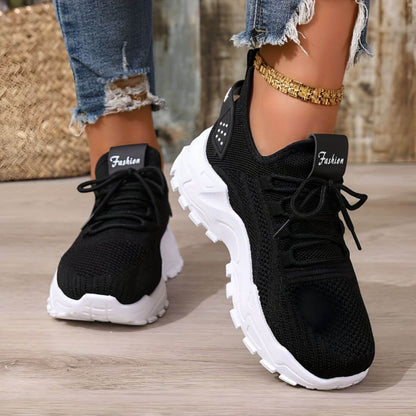 Helena – Sneakersy z kontrastowymi akcentami