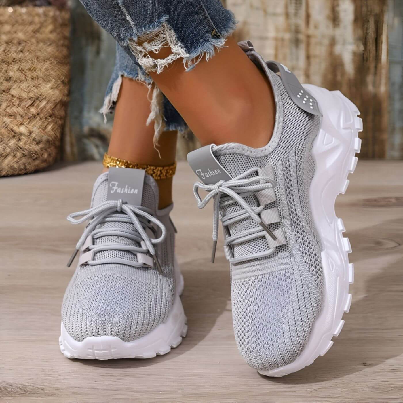 Helena – Sneakersy z kontrastowymi akcentami