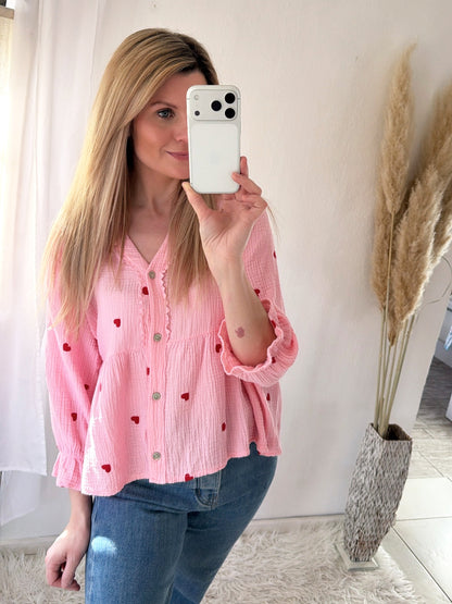 Dorota – różowa koszula w serca