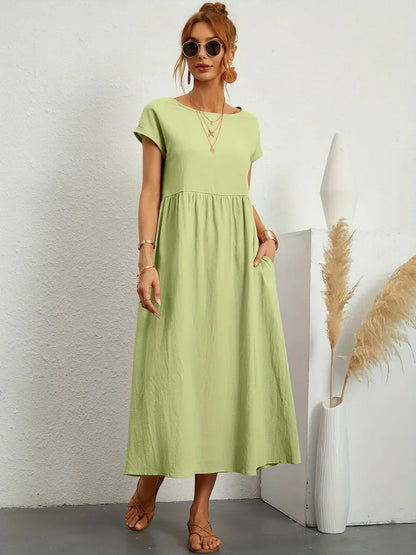 Zofia – Elegancka sukienka o prostym kroju